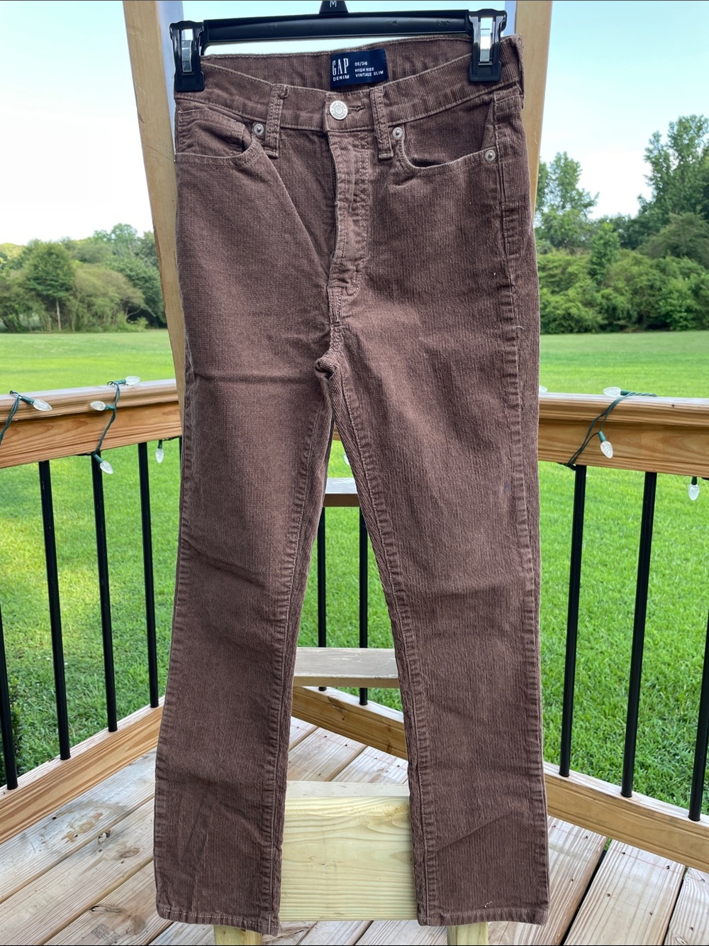 GAP Vintage High-Rise Slim Corduroy Pants in Brown